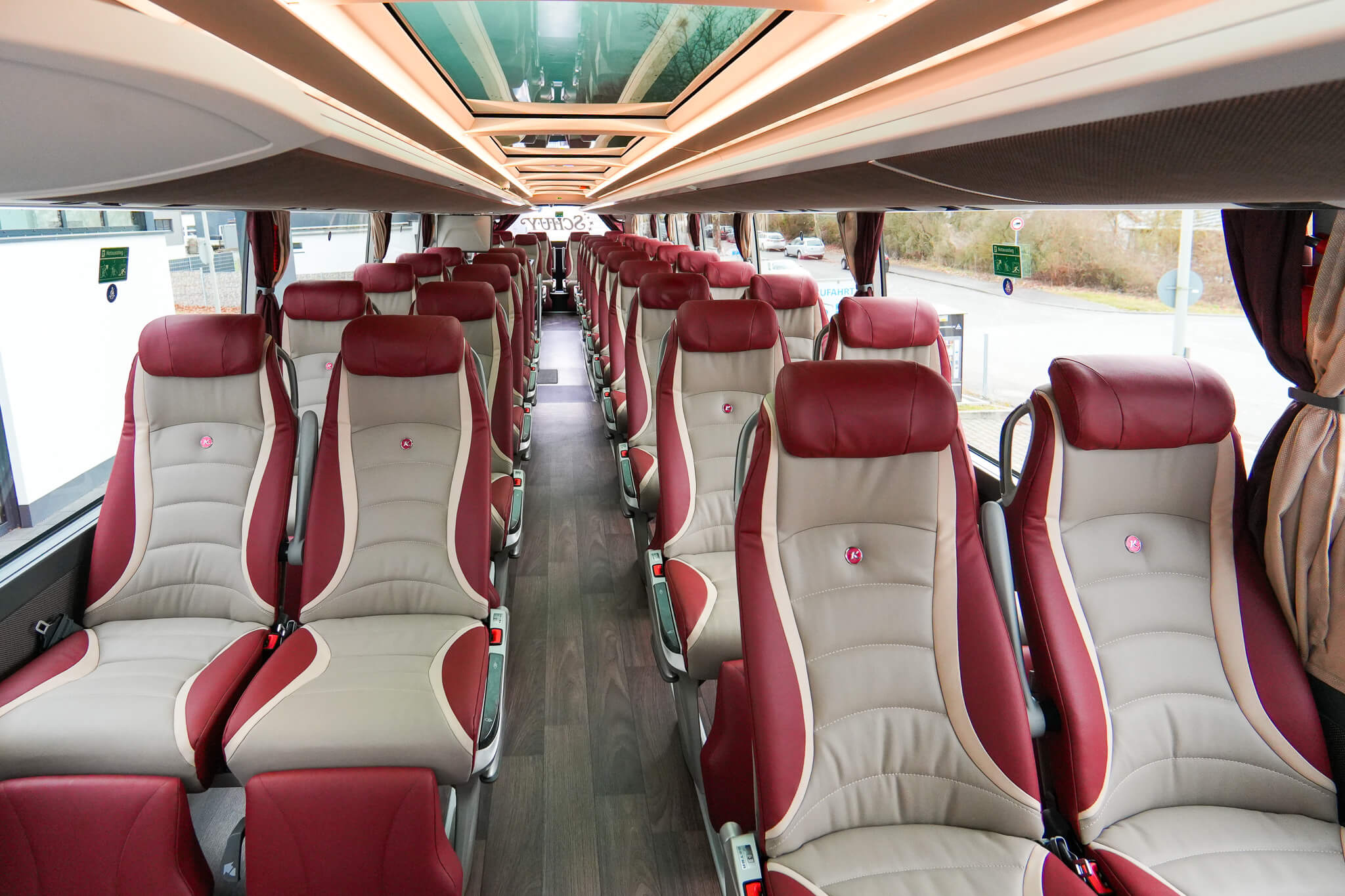 Neuer Superior Bistro Bus 2025