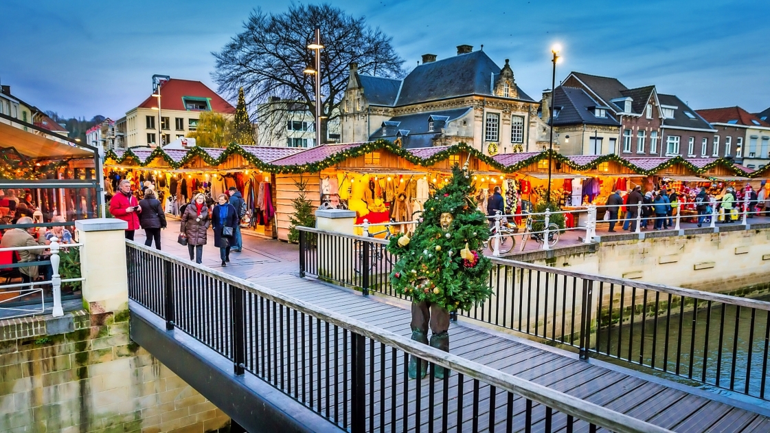 Valkenburgunterirdischer Weihnachtsmarkt