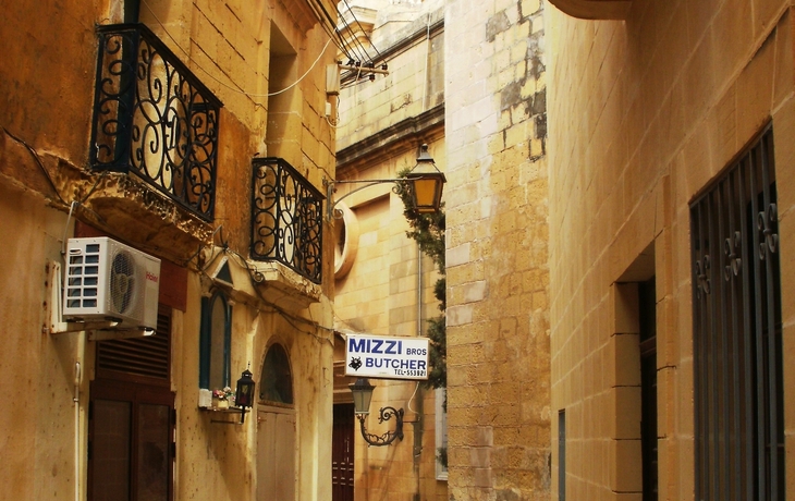 Typische Häuser in Victoria auf Gozo / Malta