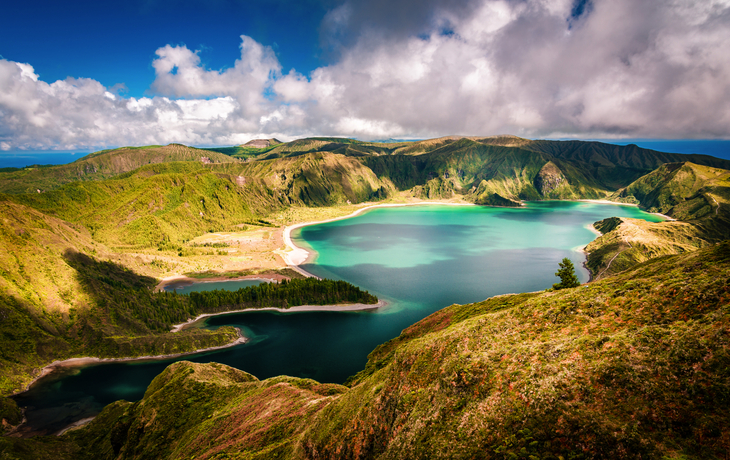 Panoramablick auf Lagoa Lago Fogo auf São Miguel