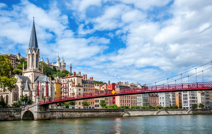 Eglise Saint Georges und das alte Lyon von den Ufern der Saône aus gesehen