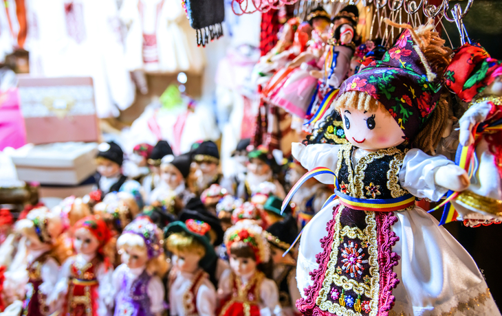 Weihnachtsmarkt in Sibiu in der Region Siebenbürgen, Rumänien