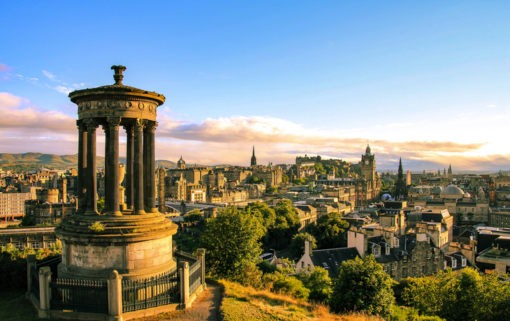Blick von Carlton Hill über Edinburgh, Schottland