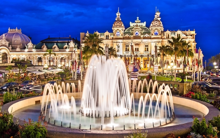 Das Monte Carlo Casino, Spiel- und Unterhaltungskomplex in Monte Carlo, Monaco, Cote de Azul, Frankreich, Europa.