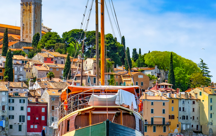 Altstadt und Hafen von Rovinj