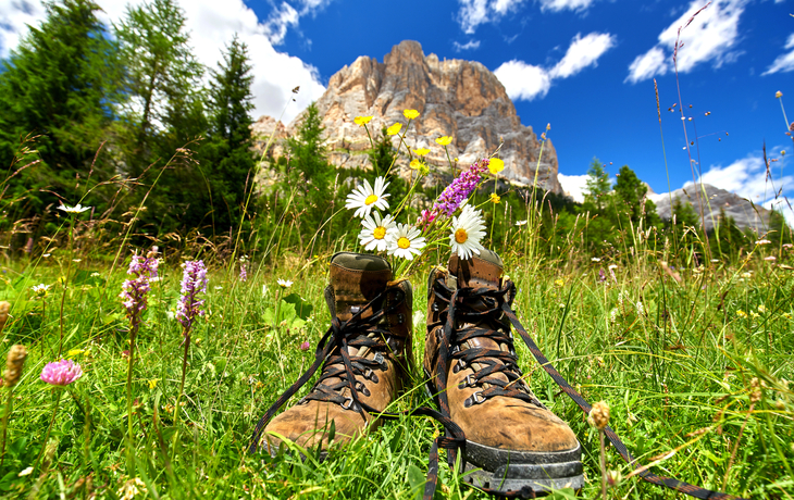 Pause bei der Bergwanderung in den Dolomiten