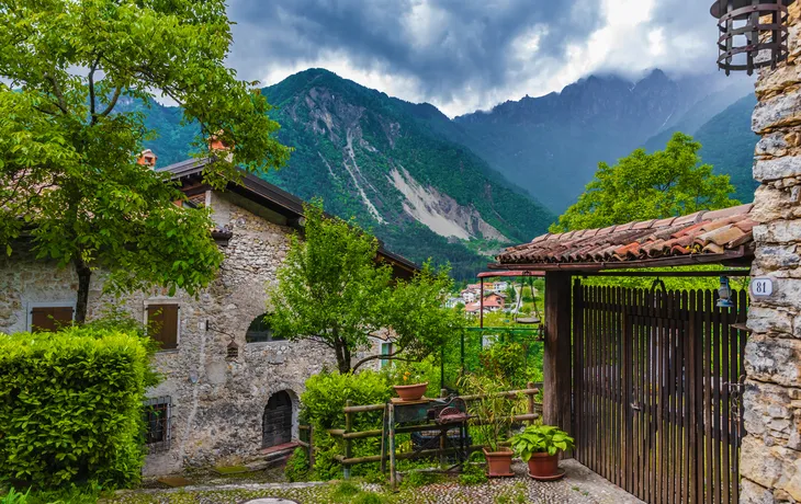 Dorf Canale di Tenno nahe Riva del Garda, Italien