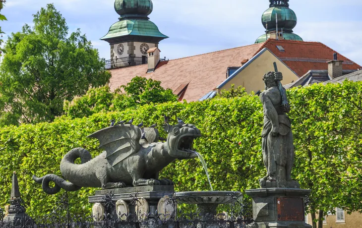 Lindwurmbrunnen - Wahrzeichen der Stadt Klagenfurt in Österreich