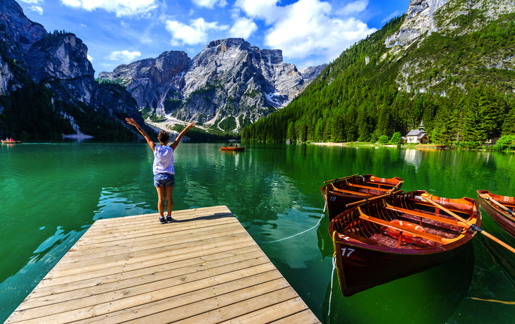 Pragser Wildsee in den Dolomiten, Italien