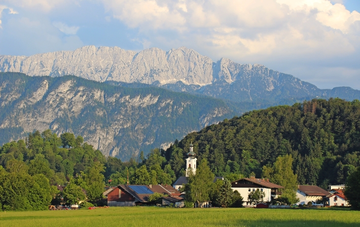 Oberaudorf mit Blick auf das Kaisergebirge