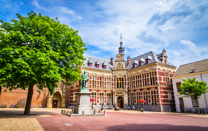 Universität Utrecht am Domplatz  in Utrecht, Niederlande