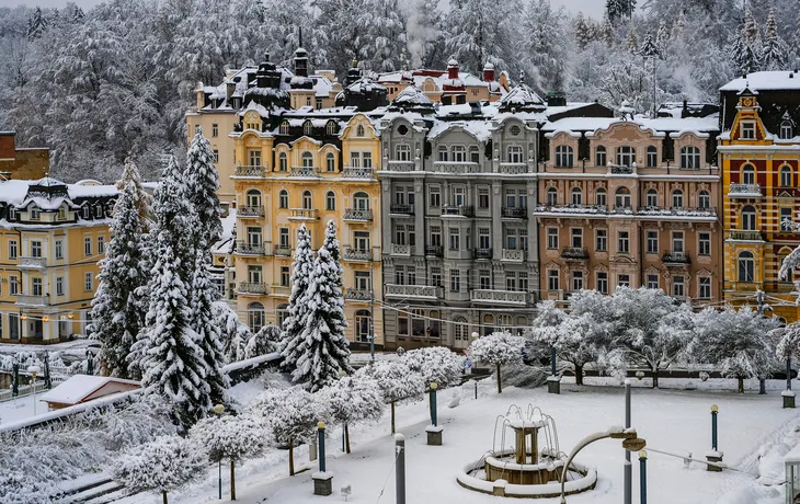Friedensplatz mit Hotels in Marienbad