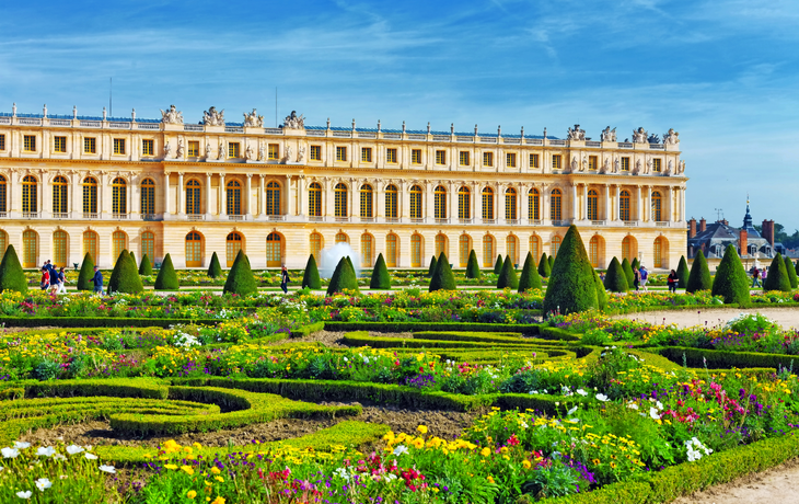 Parkanlage vor der königlichen Residenz in Versailles