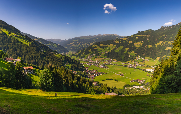Wanderung zum Keilkeller Wasserfall bei Mayrhofen im Zillertal