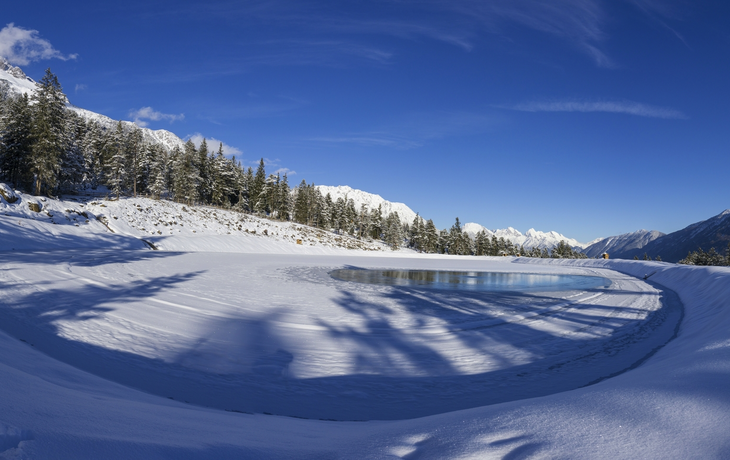 Winterpanorama in Tirol nahe Imst