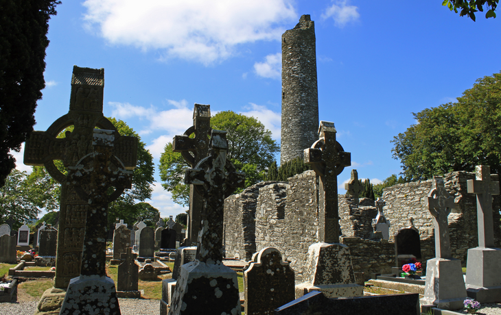 Hochkreuz und Rundturm in Monasterboice 
