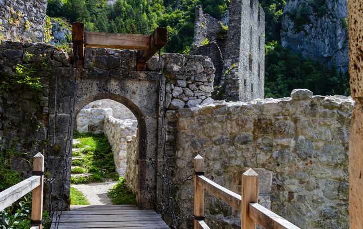 Burg Stain (Grad Kamen) in Begunje, Slowenien