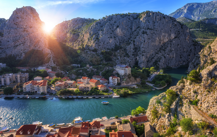 Omiš nahe Split in Damlatien, Kroatien