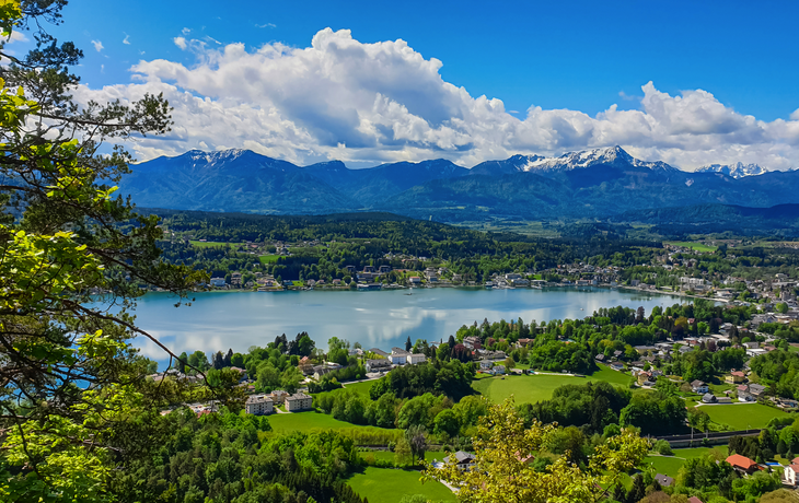 Panoramablick auf Velden am Wörthersee, Kärnten
