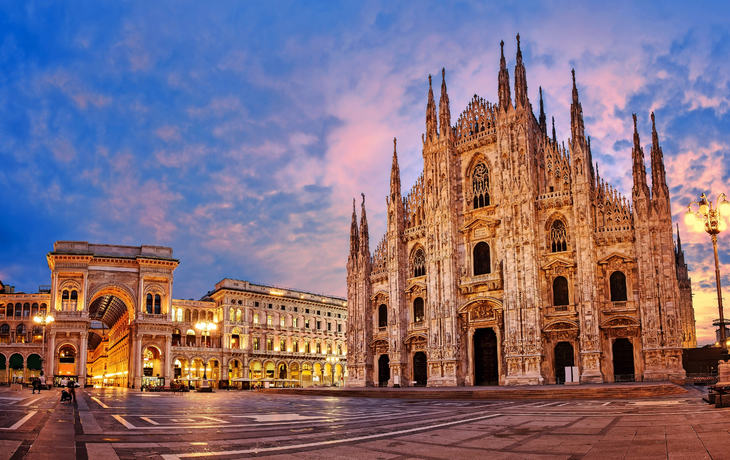 Mailänder Dom bei Sonnenaufgang, Italien
