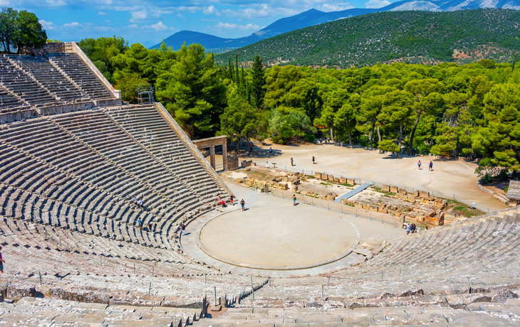Antikes Theater im Asklepieion von Epidaurus in Griechenland