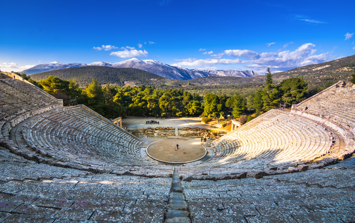 Antikes Theater im Asklepieion von Epidaurus in Griechenland