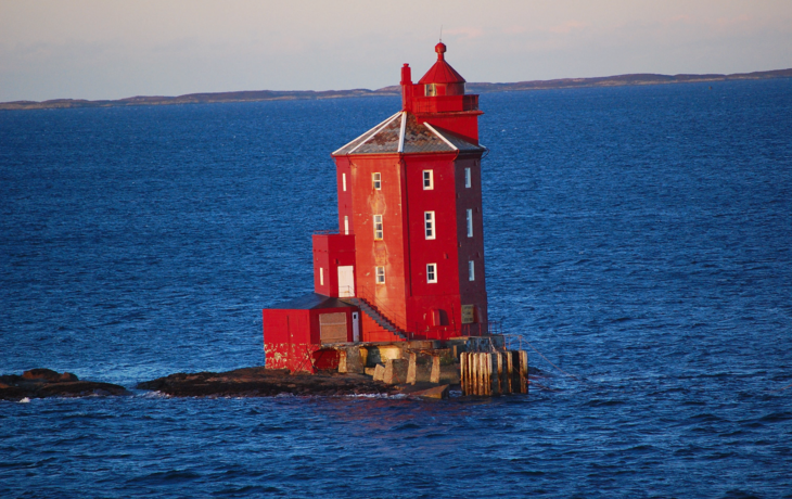 Leuchtturm Kjeungskjær im Trondheimfjord