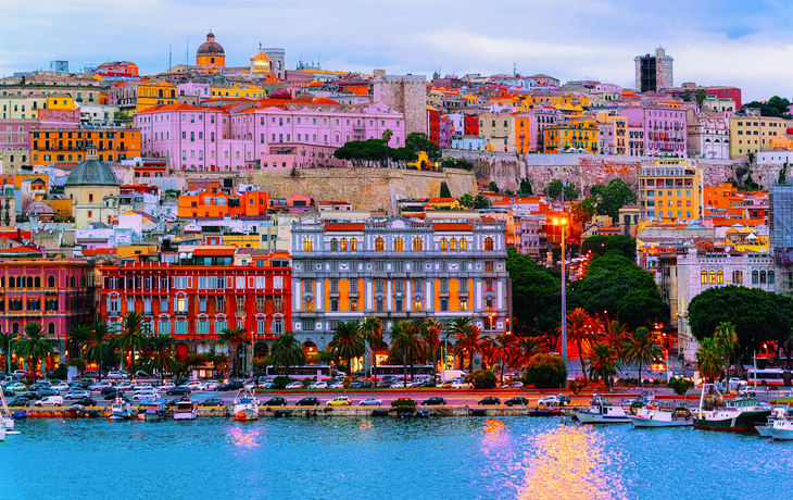 sardischer Hafen von Cagliari