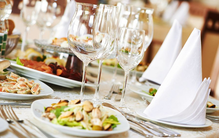 catering table set