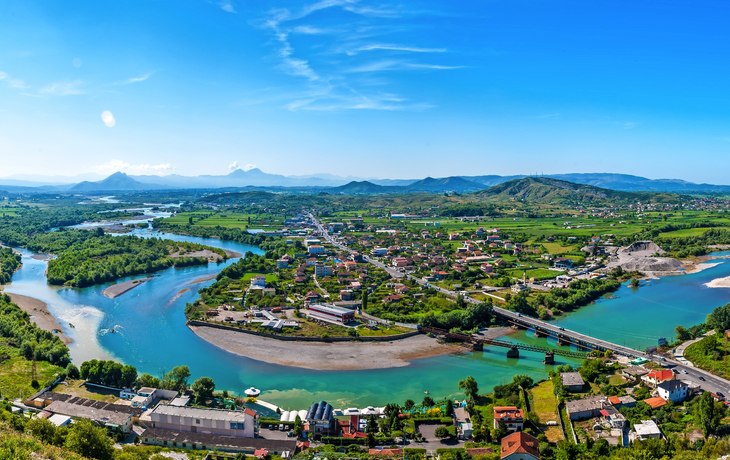 Panoramablick auf Shkodra und die albanische Natur
