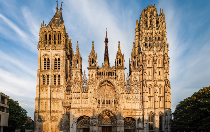 Kathedrale Notre-Dame de Rouen bei Sonnenuntergang