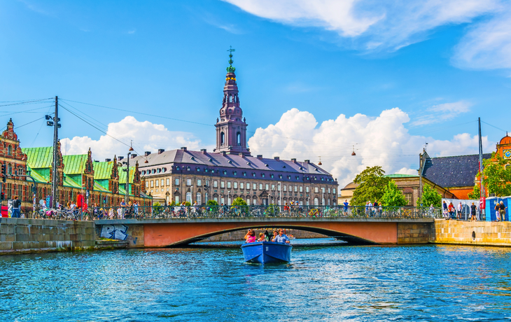 Schlosskirche Christiansborg auf der Insel Slotsholmen im Zentrum von Kopenhagen