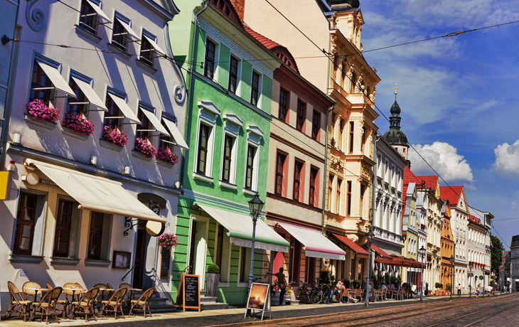 sanierte Häuserzeile in Cottbus