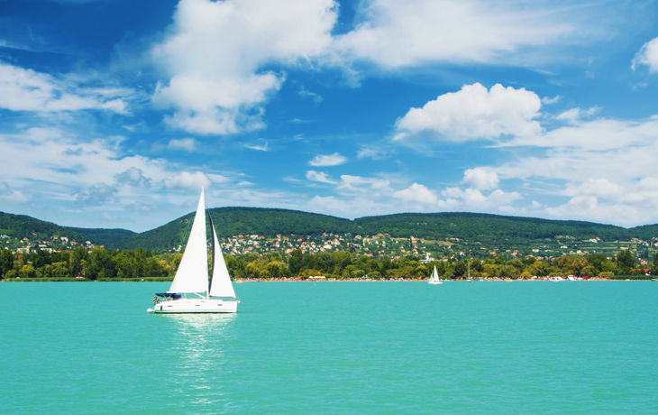 Panoramablick auf den Plattensee nahe Tihany