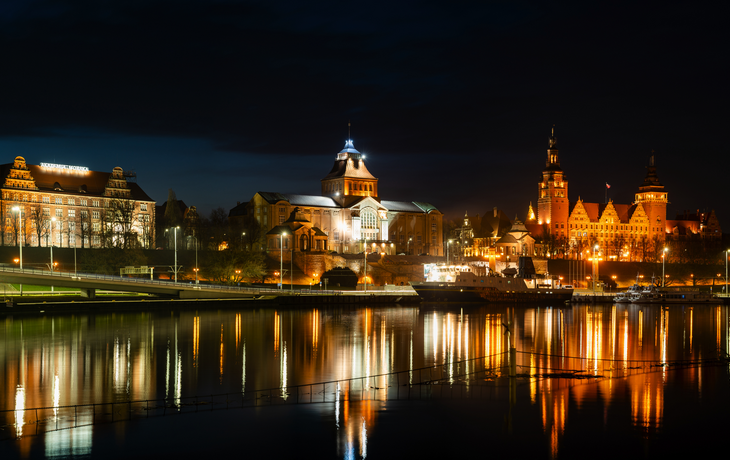 Abendpanorama von Szczecin in Polen