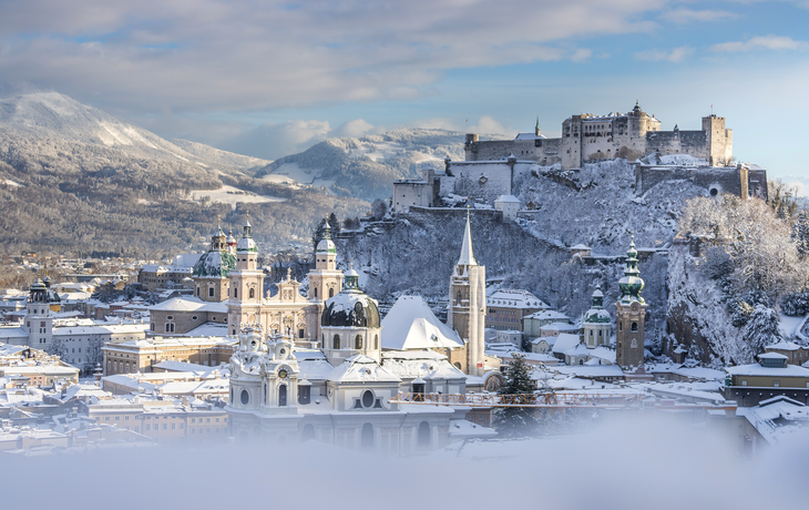 Panorama von Salzburg im Winter