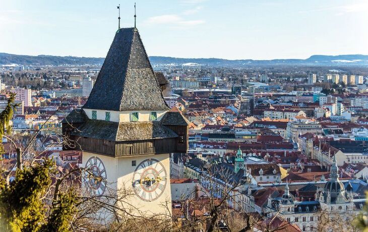 Wahrzeichen von Graz: Uhrturm auf dem Schlossberg
