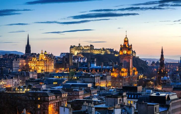 Edinburgh am Abend