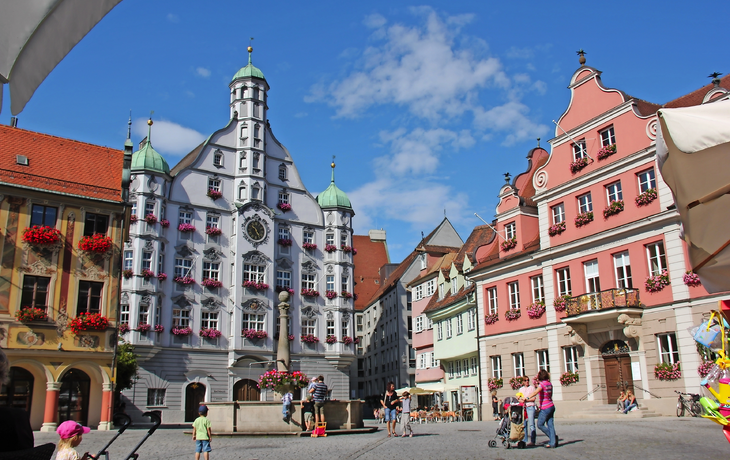 Markplatz mit Steuerhaus in Memmingen
