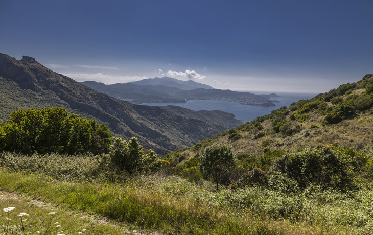 Berglandschaft in der Nähe von Rio nell’Elba, Italien