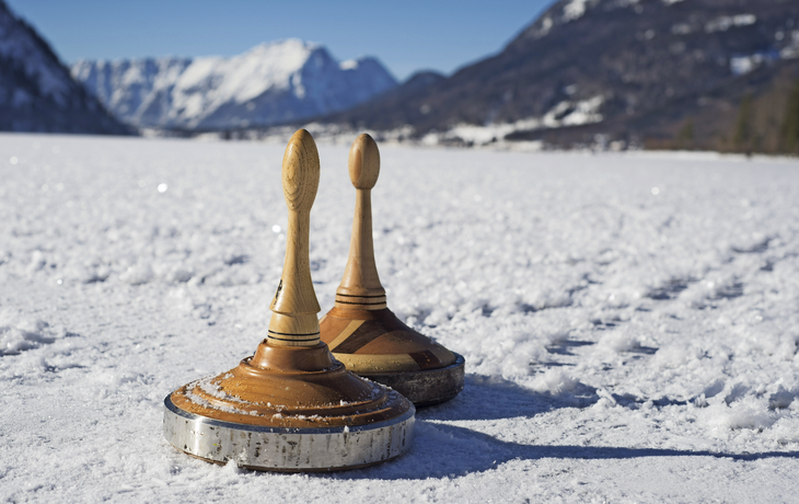 Eisstockschießen auf dem Grundlsee